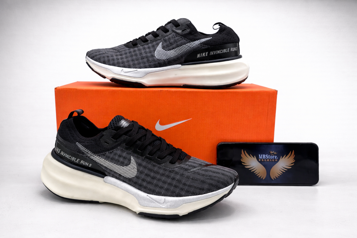 Tênis Masculino Nike ZoomX Invencible Run Preto-Prata Premium