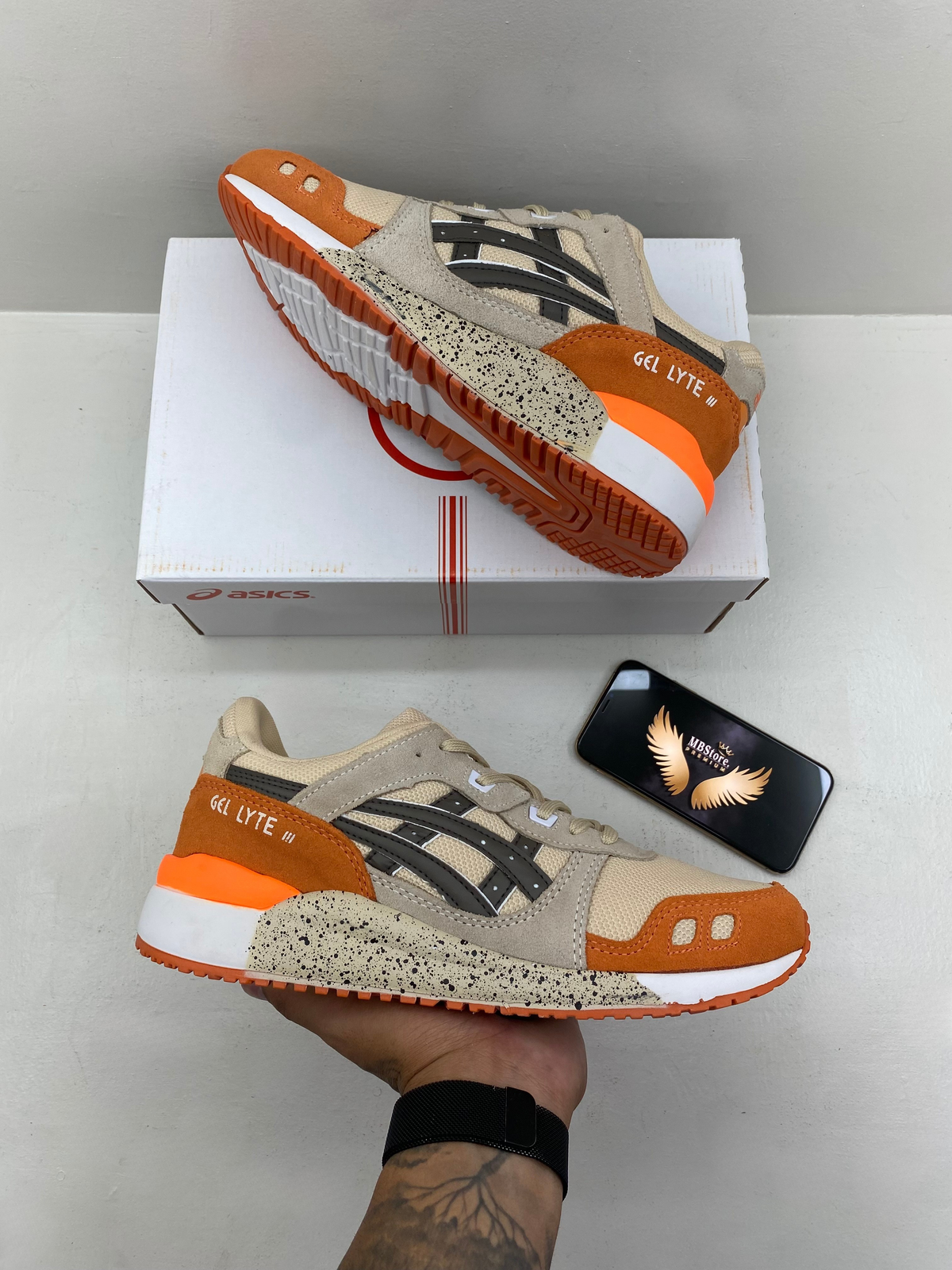 Tênis Masculino Asics Gel-Lyte III Bege/Laranja Premium em Couro