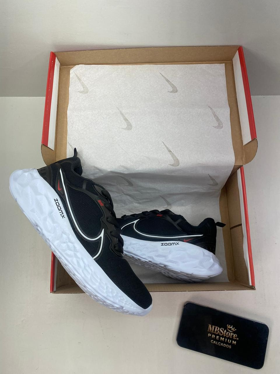 Tênis Masculino Nike React Infinity Run fk 4 Preto Branco