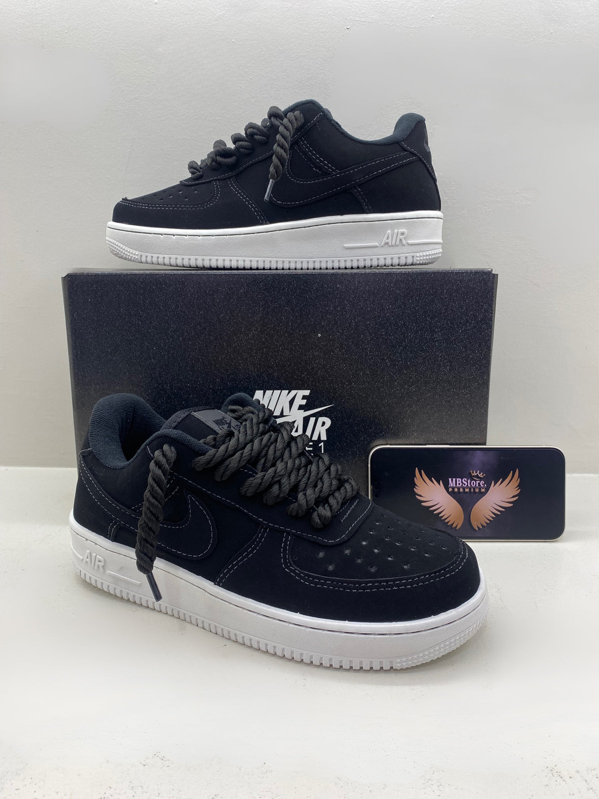 Air Force One Nobuck Premium Preto/Branco