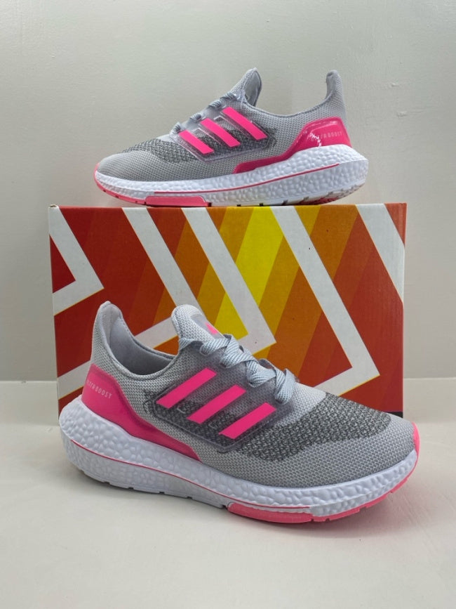 Adidas UltraBoost - Cinza-Rosa