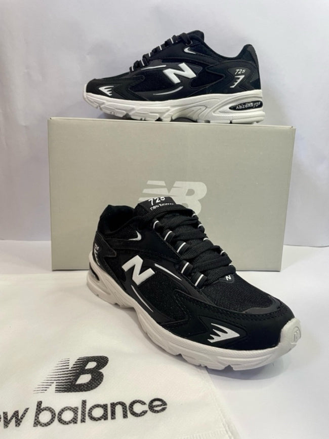 New Balance 725 Preto/Branco