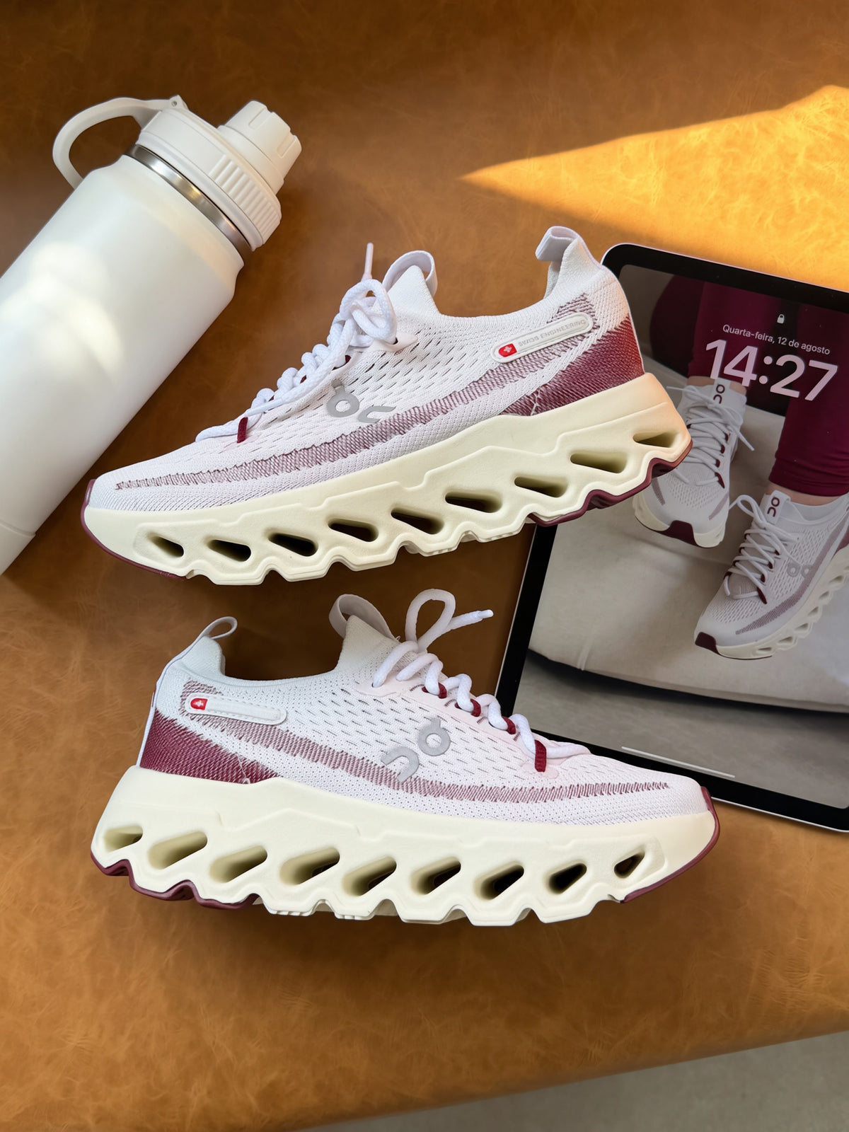 Tênis Unissex On Cloud Knit Branco Bordo