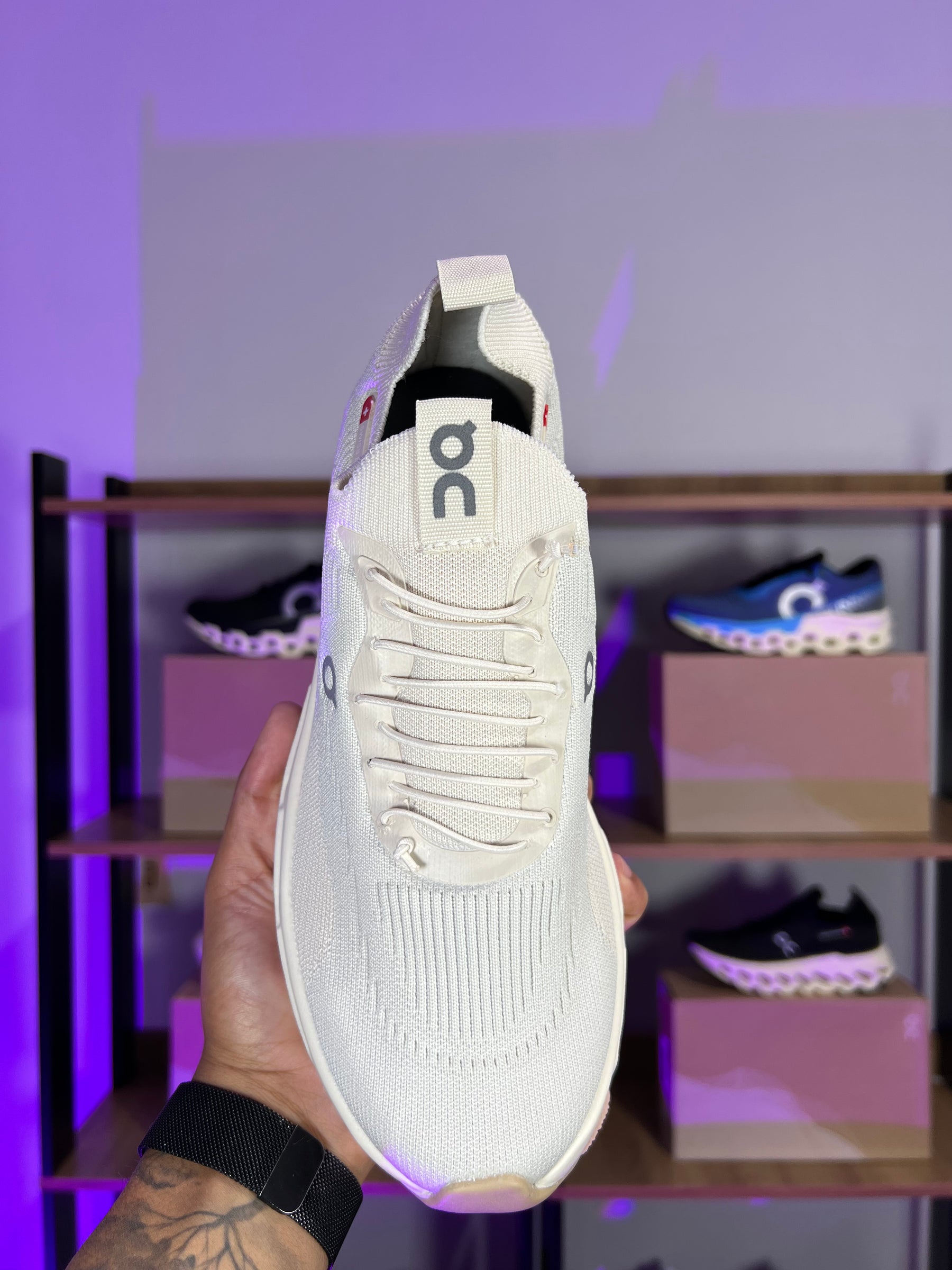 Tênis Unissex On Cloud Knit Off-White Premium