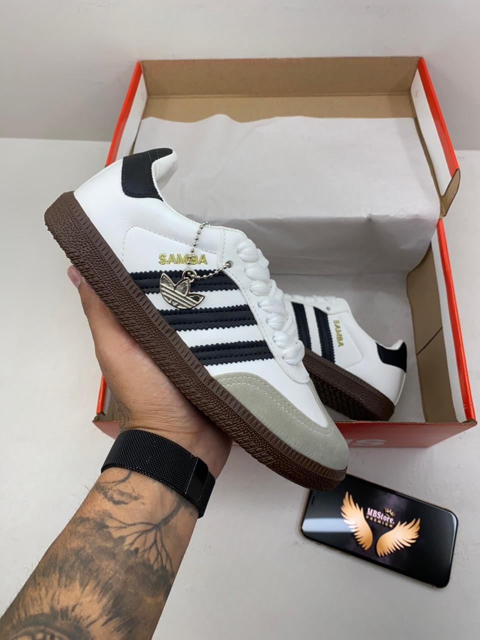 Adidas Samba Feminino Preto-Branco (EM COURO) DOIS CADARÇOS