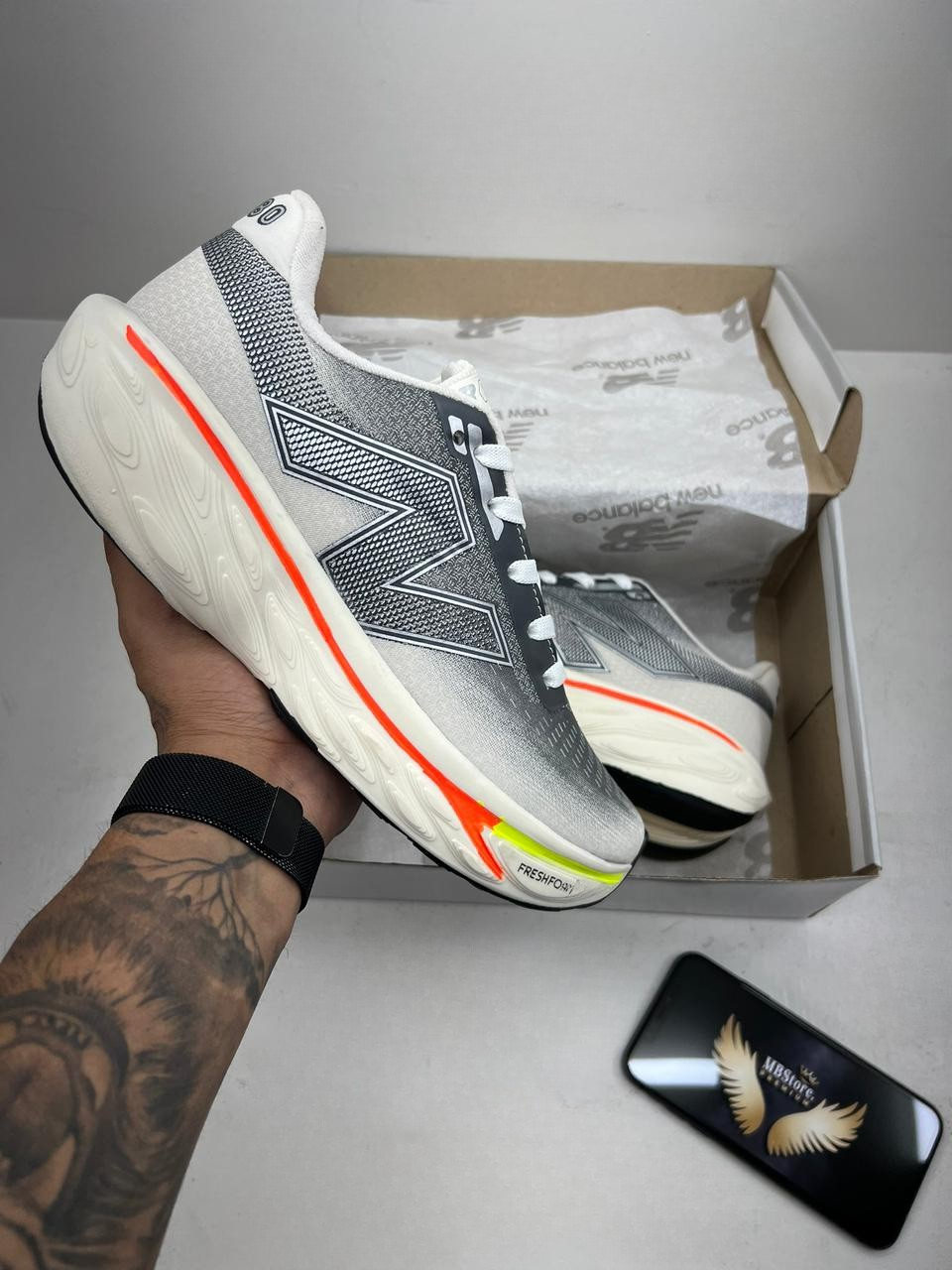 New Balance Fresh 1080 Off/Laranja