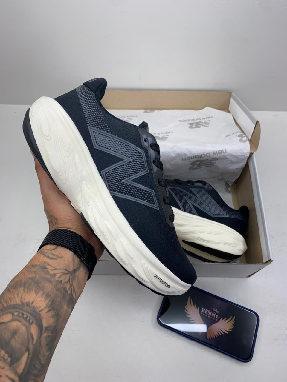 New Balance Fresh 1080 Preto/Branco